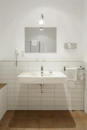Hotel 26 - image 4