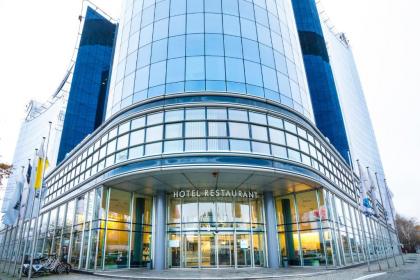 Select Hotel Berlin Spiegelturm - image 7