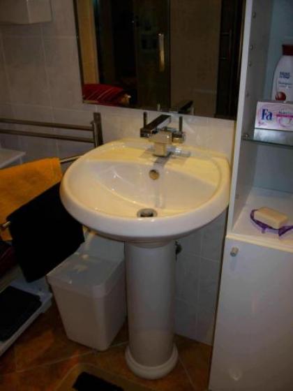 Apartment Fancy - image 16