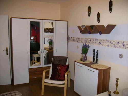 Apartment Fancy - image 6