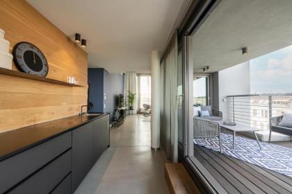 June Six Hotel Berlin City West - image 21