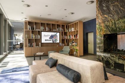 June Six Hotel Berlin City West - image 24