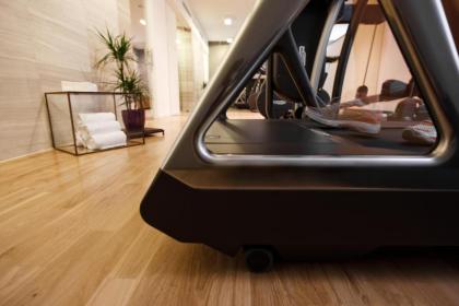 June Six Hotel Berlin City West - image 25