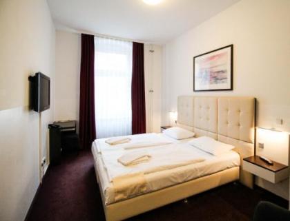 Hotel Prens Berlin - image 13