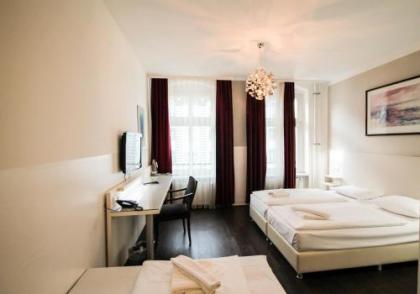Hotel Prens Berlin - image 2