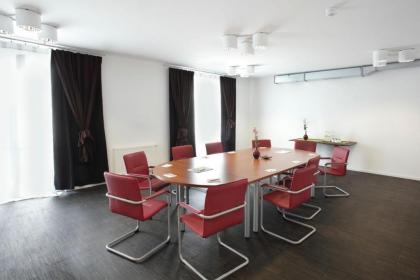numa I Boxer Rooms and Apartments - image 14
