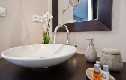 Goodman's Living - image 12