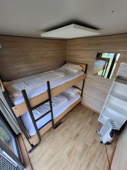 EASY Lodges Berlin - image 28