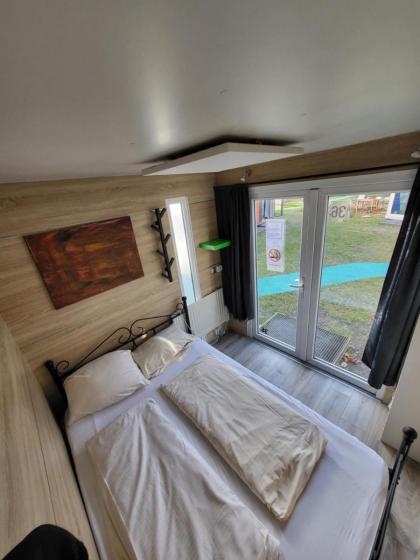 EASY Lodges Berlin - image 5