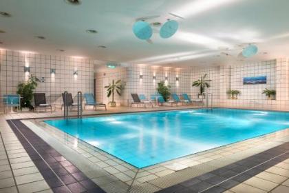 Holiday Inn Berlin City-West - image 2
