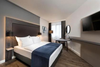 Holiday Inn Berlin City-West - image 3