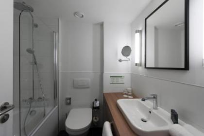 Holiday Inn Berlin City-West - image 7