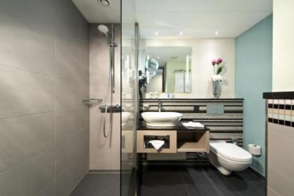 Crowne Plaza Berlin City Centre - image 8