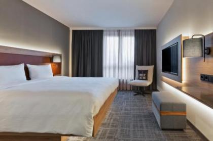 Moxy by Marriott Berlin Humboldthain Park - image 12