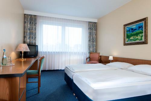 Good Morning + Berlin City East - image 7
