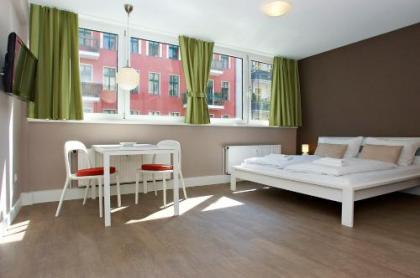 Apartmenthouse Berlin - Am Görlitzer Park - image 3