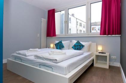 Apartmenthouse Berlin - Am Görlitzer Park - image 5