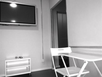 BNB near Brandenburg Gate - Rooms & Apartments - image 19