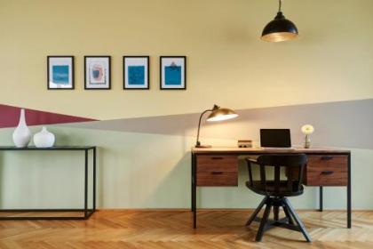 The Circus Apartments - image 10