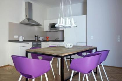 The Circus Apartments - image 19