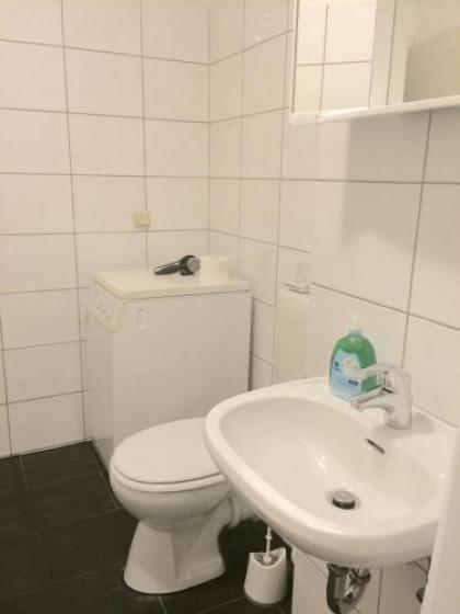 BNB Potsdamer Platz - Rooms & Apartments - image 5