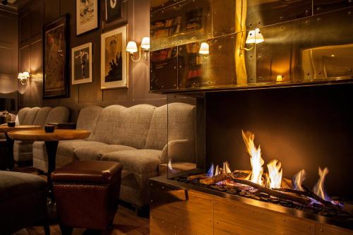 Monbijou Hotel - main image