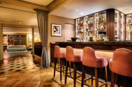 Mondrian Suites Berlin am Checkpoint Charlie - image 2