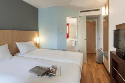 Ibis Berlin Kurfuerstendamm - image 17