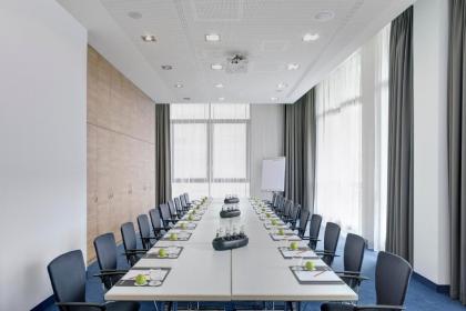 Intercityhotel Berlin Hauptbahnhof - image 11
