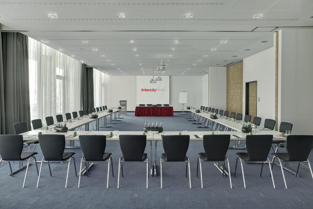 Intercityhotel Berlin Hauptbahnhof - image 4