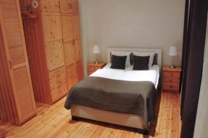 Best City Home Near Checkpoint Charlie - image 3