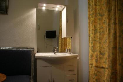 Hotel Garni Aaberna - image 8