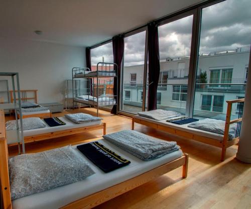 Heart of Gold Hostel Berlin - image 2