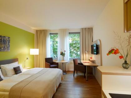 Flottwell Berlin Hotel & Residenz am Park - image 1