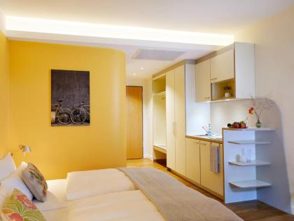 Flottwell Berlin Hotel & Residenz am Park - image 3