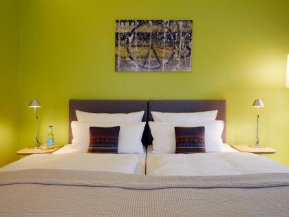 Flottwell Berlin Hotel & Residenz am Park - image 9