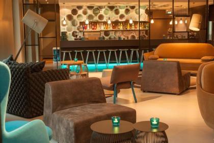 Motel One Berlin-Potsdamer Platz - image 11