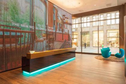 Motel One Berlin-Potsdamer Platz - image 14