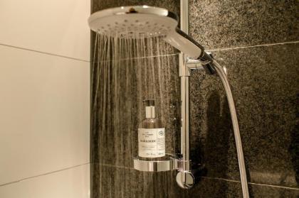 Motel One Berlin-Potsdamer Platz - image 16