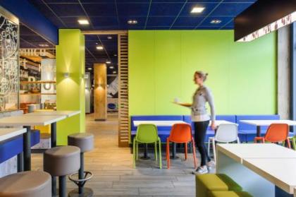 Ibis budget Berlin Potsdamer Platz - image 8