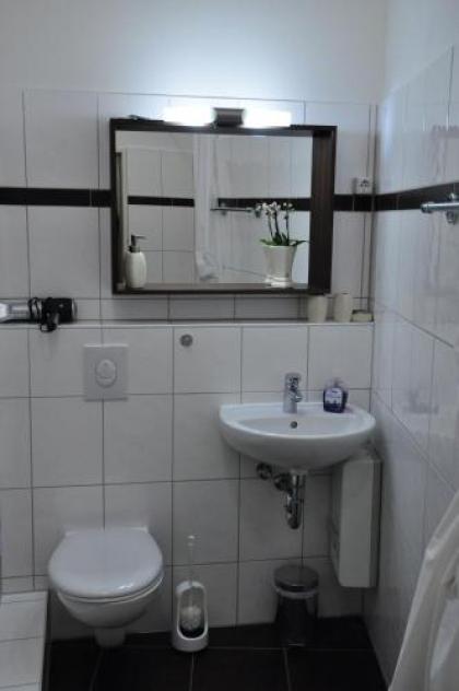 Charlotten Apartments am Ku'damm - image 12