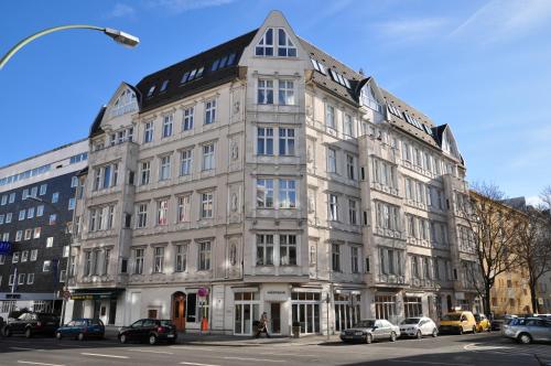 Charlotten Apartments am Ku'damm - image 4