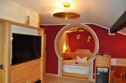 Hotel Pension Blumenbach - image 17