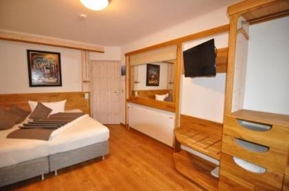 Hotel Pension Blumenbach - image 20