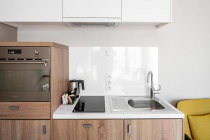 numa I Nook Rooms & Apartments - image 8