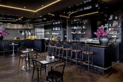 Hotel Amano Grand Central - image 16