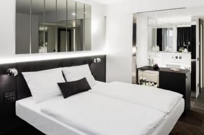 Hotel Amano Grand Central - image 20
