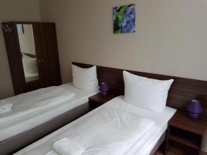 Hotel Pension Eberty - image 1