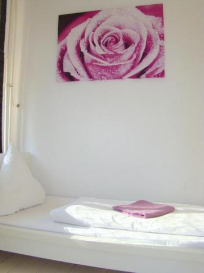 Rooms & Apartment near Zoologischen Garten - image 15