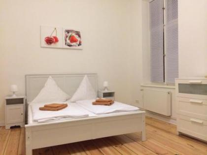 Rooms & Apartment near Zoologischen Garten - image 18